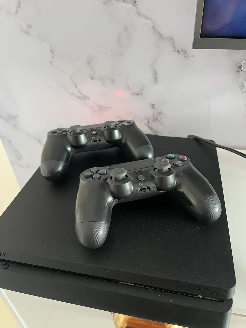 Playstation 4 Slim 1TB