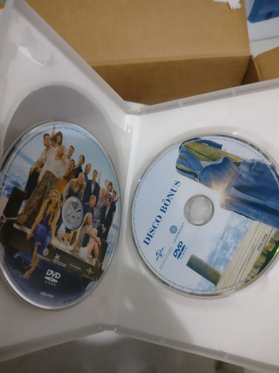 Box Dvd Triplo Mamma Mia! Dois filmes + Disco Bônus  - Foto 5