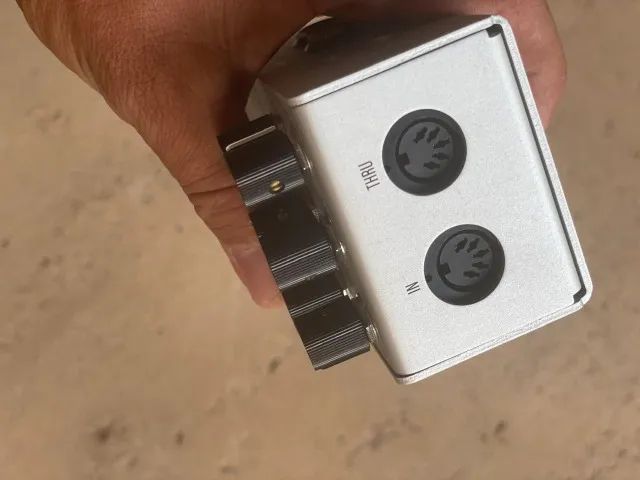 Pedal de Delay Waurus Áudio mAko D1 V2  - Foto 3