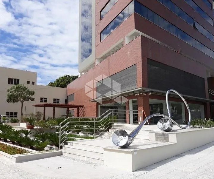 SALA COMERCIAL COM 38,23M² E VISTA PARA O MAR NO ESTREITO EM FLORIANÓPOLIS - Foto 2