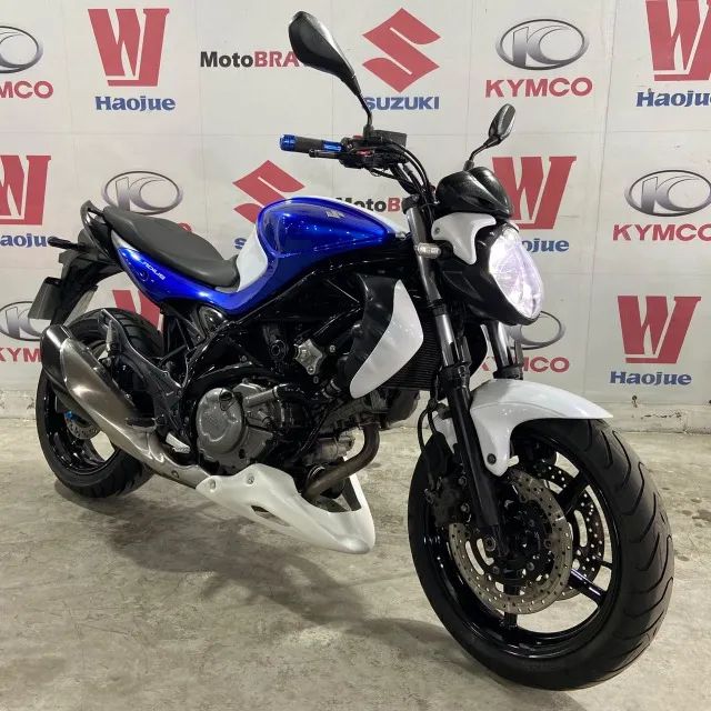 SUZUKI GLADIUS 650 2016 - Foto 2