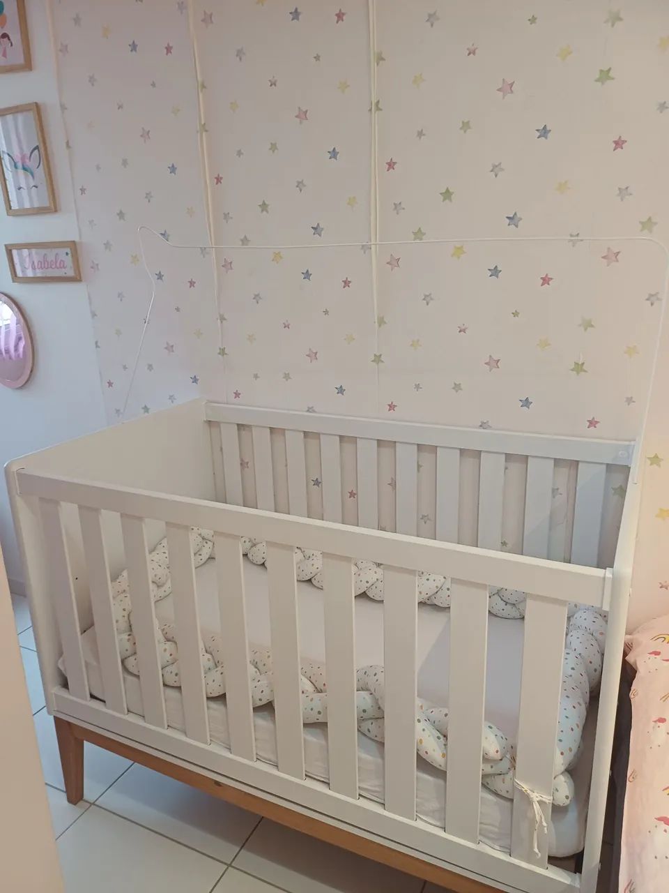 Berço infantil com colchão 