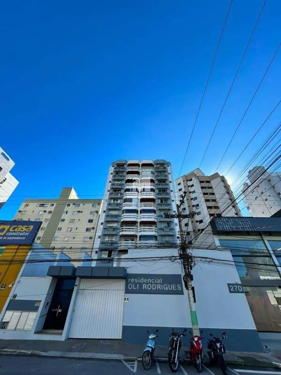 Apartamento com 3 dormitórios no Centro - Foto 2