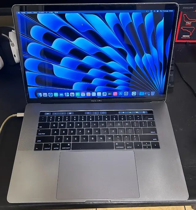 Macbook Pro i7 16gb Ram 2017 Touchbar - Notebooks - Vila Itaim
