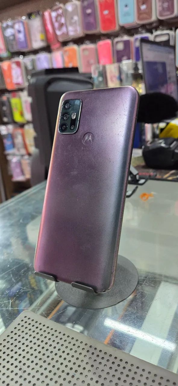 Celular Semi-Novo E7 e G30 