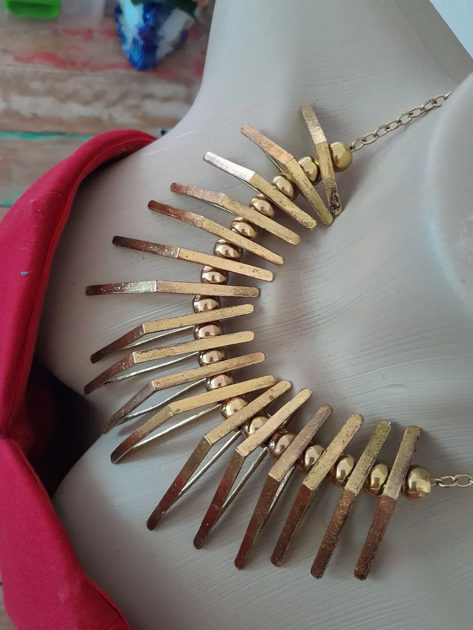 Colar mulher aranha.