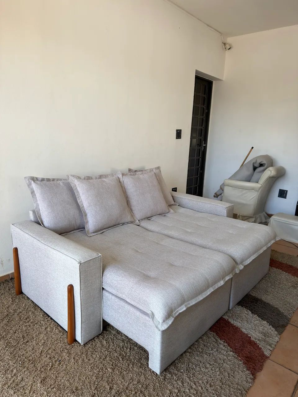 Sofá retrátil higienizado  - Foto 3