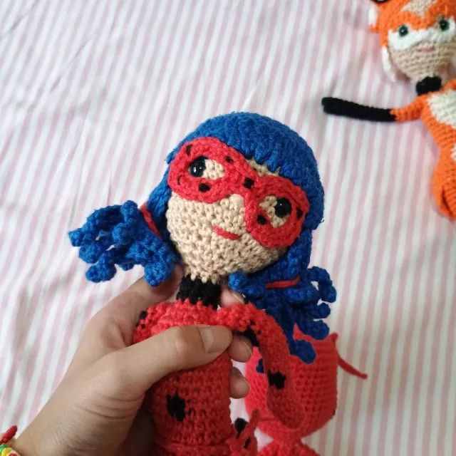 Boneca amigurumi Ladybug e Tikki miraculous  - Foto 2