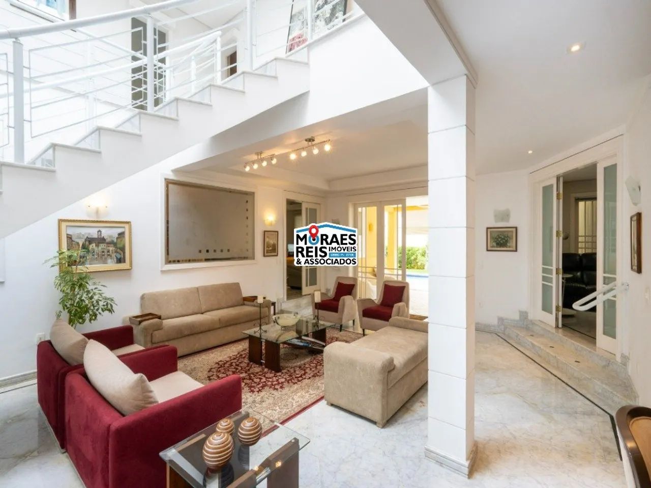 Casa à venda em Condomínio com 5 Quartos e 5 Suítes e 7 Vagas de Garagem - Foto 3