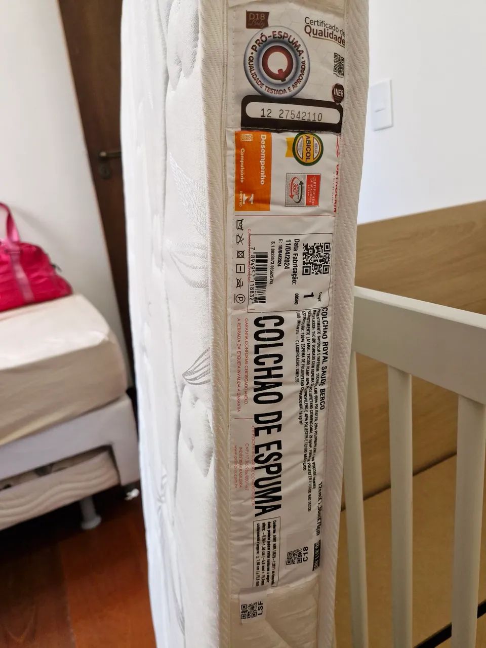 Berço americano mini-cama + colchão  - Foto 6
