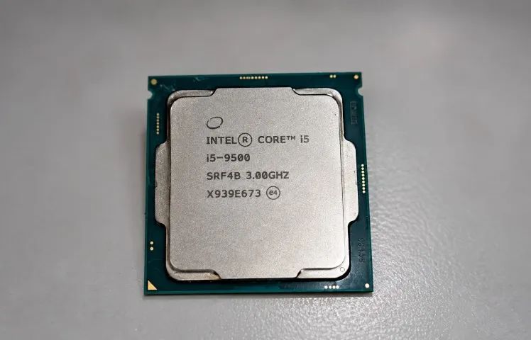 Processsador Intel i5 9500