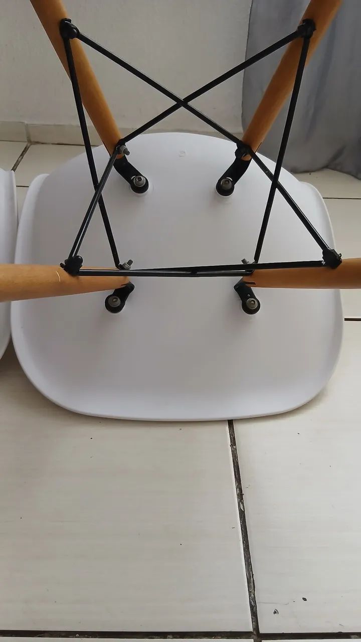 Cadeira retró as duas por $90 - Foto 4