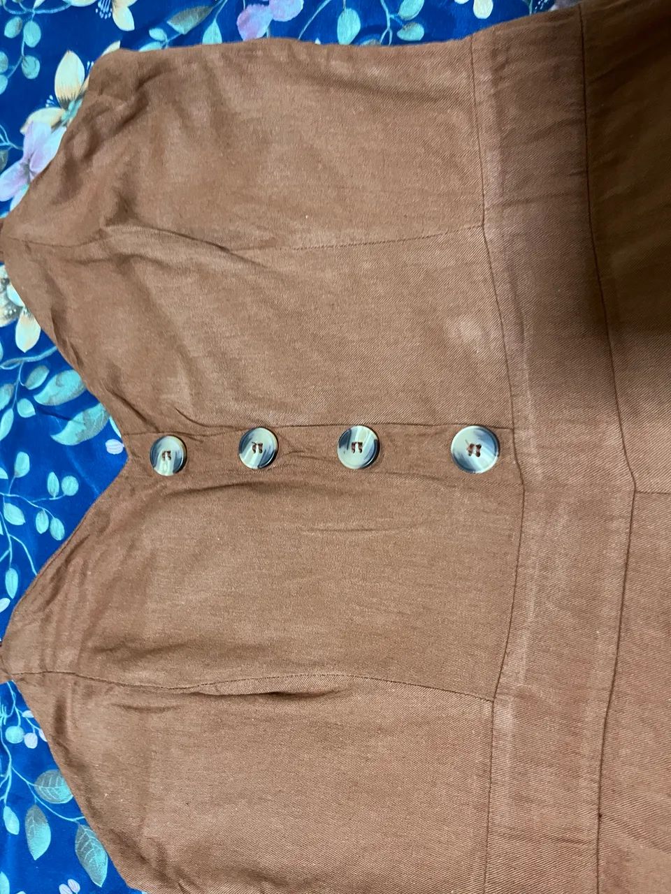 Macaquinho / Vestido Feminino Terracota com Botões - Foto 3