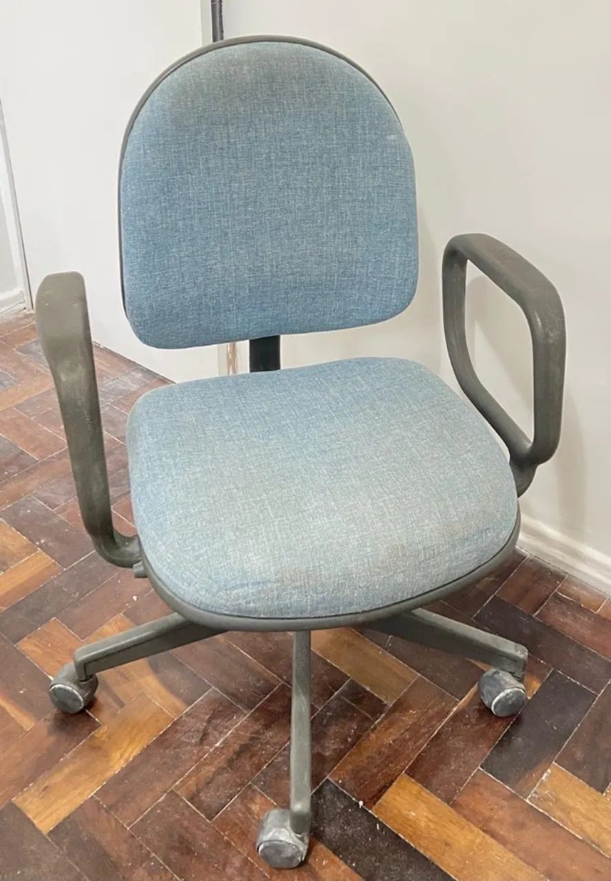 Swivel Chair