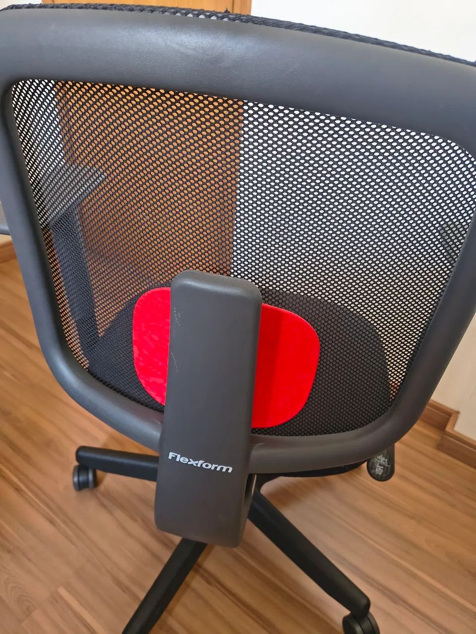 Cadeira de escritório Flexform Dot - Foto 5