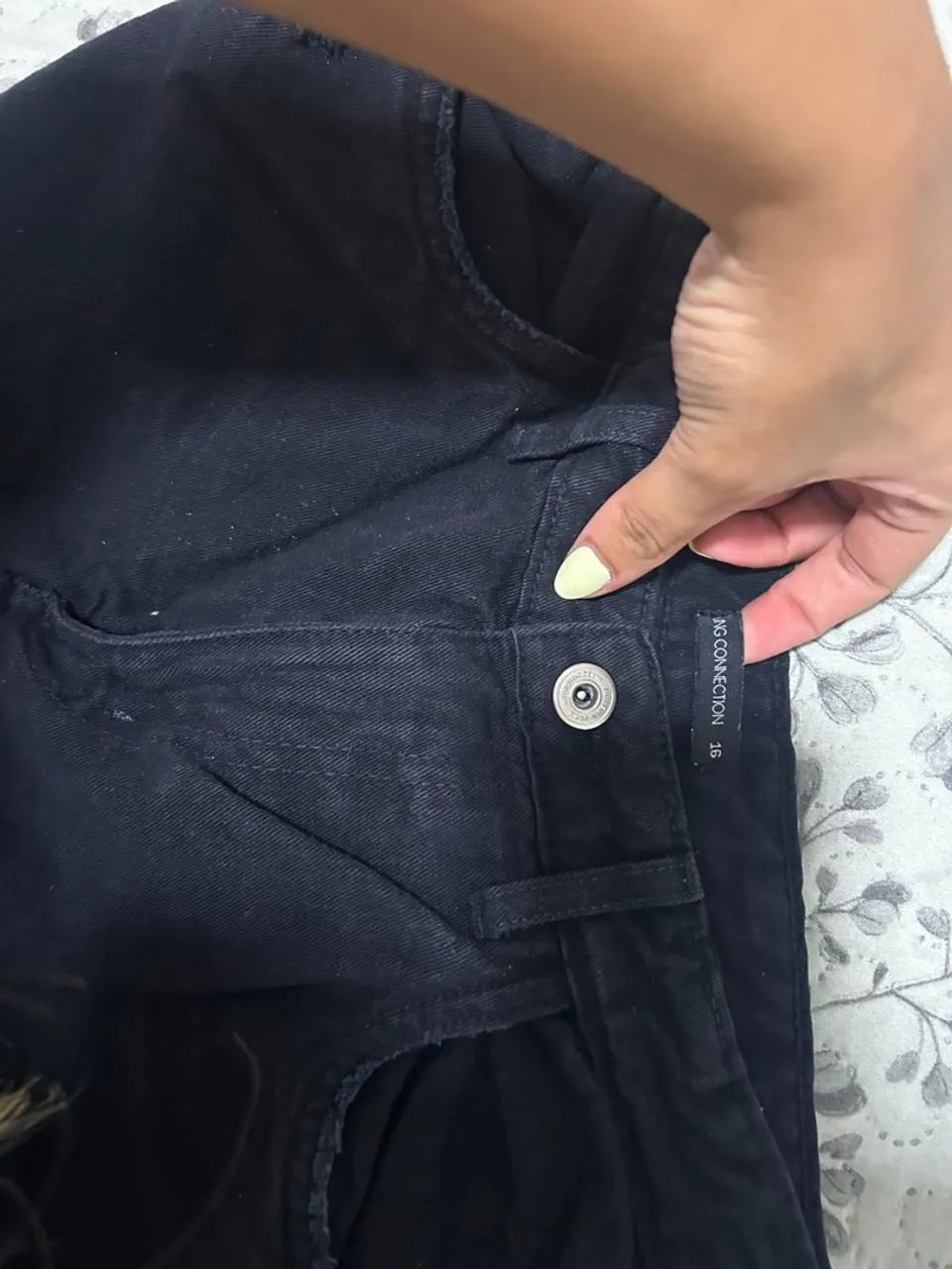 Calça preta feminina 
