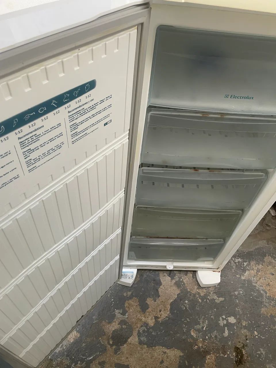 Freezer Vertical Eletrolux  - Foto 3