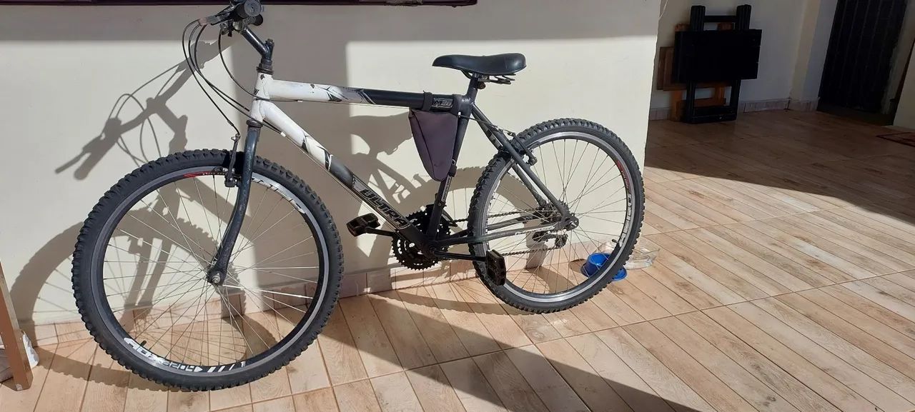 Vendo bicicleta usada aro 26.