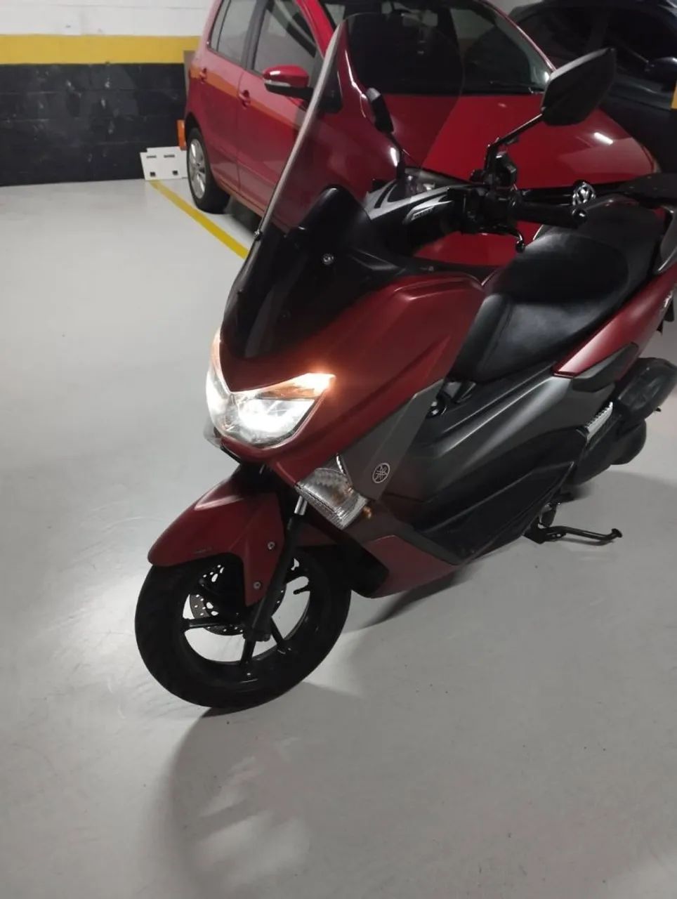 Moto em perfeito estado.