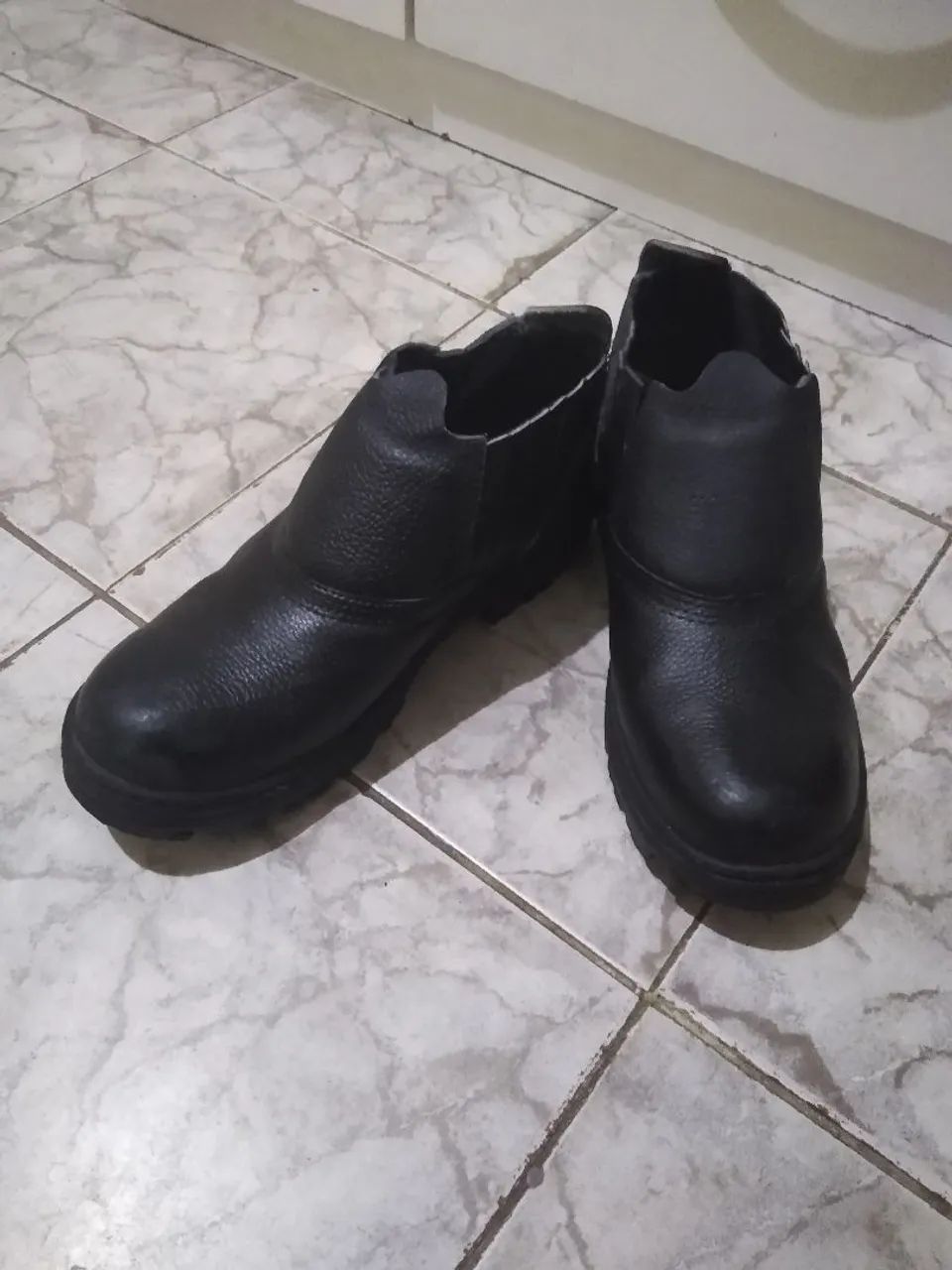 Bota de Trabalho Coturno - Novo - 42