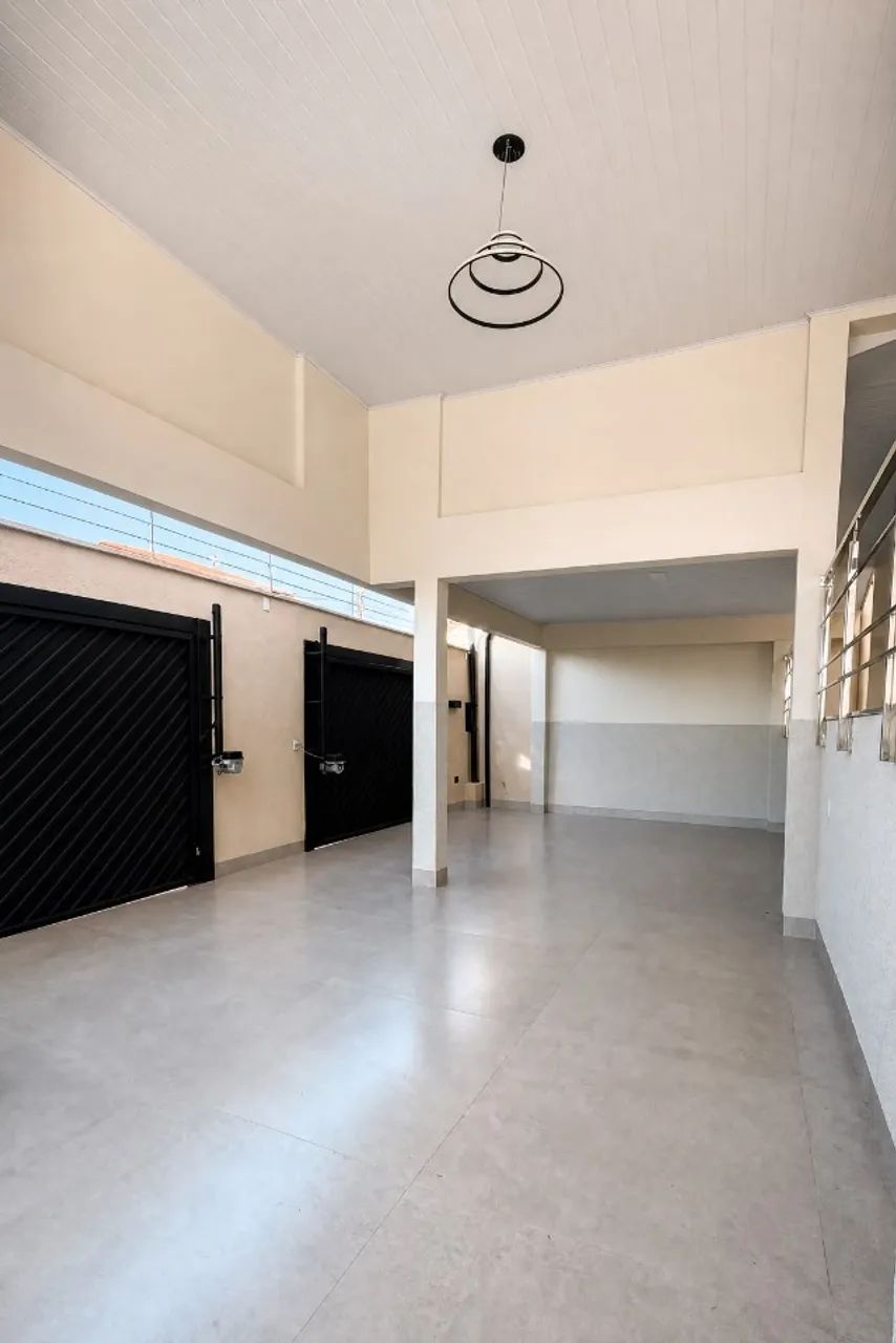 Casa Térrea de 3 suítes plenas com churrasqueira e Piscina - Foto 2