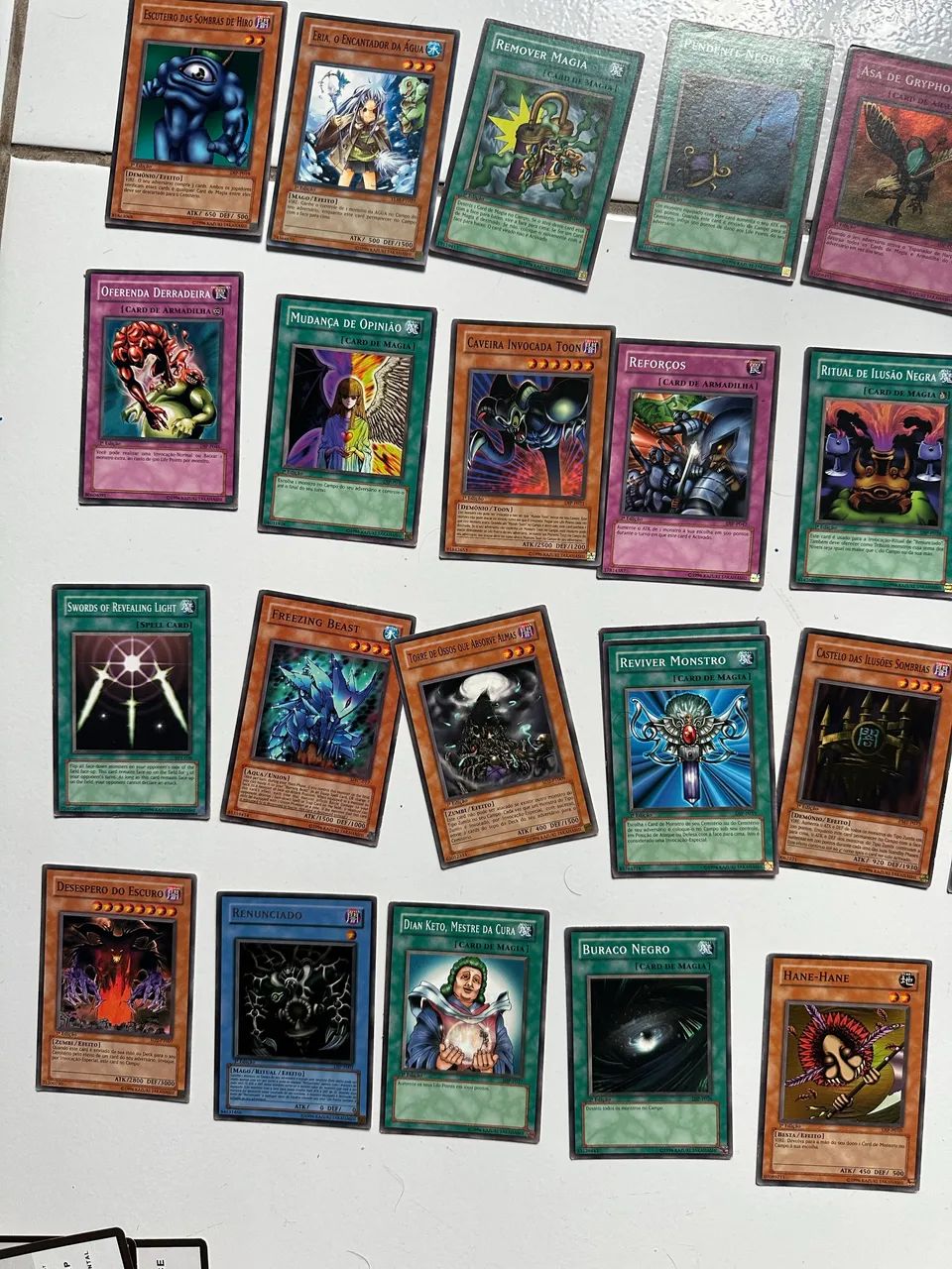 Coleção Yu-Gi-Oh Antiga - Raras, Foil e Clássicas (anos 2000) - Foto 4