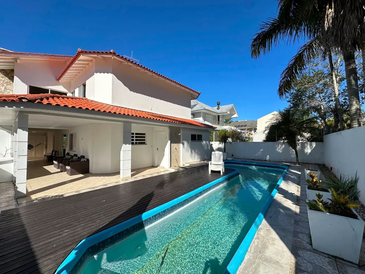 Alugo casa mobiliada de 4 suítes com piscina em Jurerê Internacional  - Foto 5
