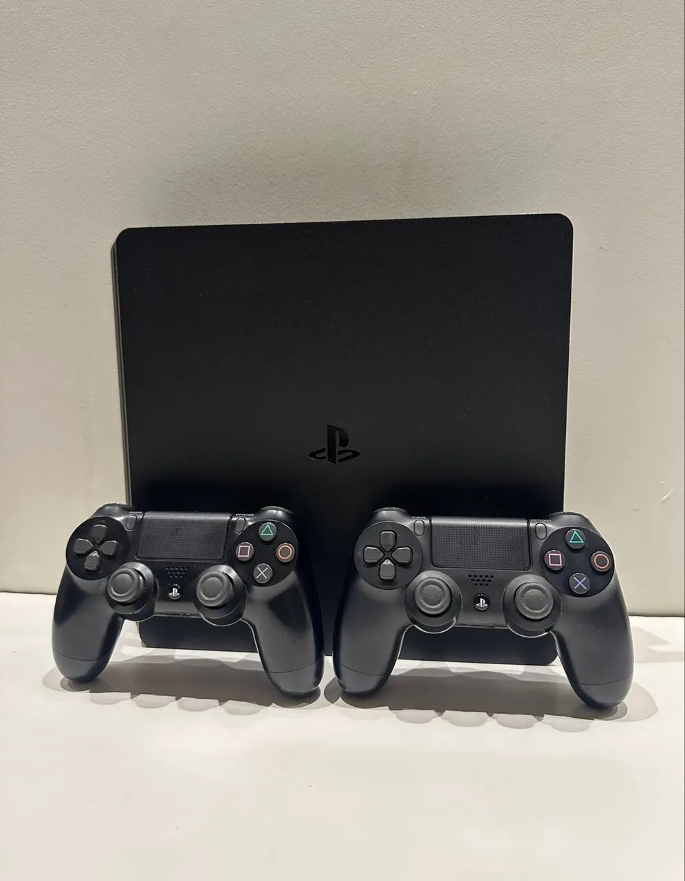 Ps4 Slim 1tb + 2 controles 