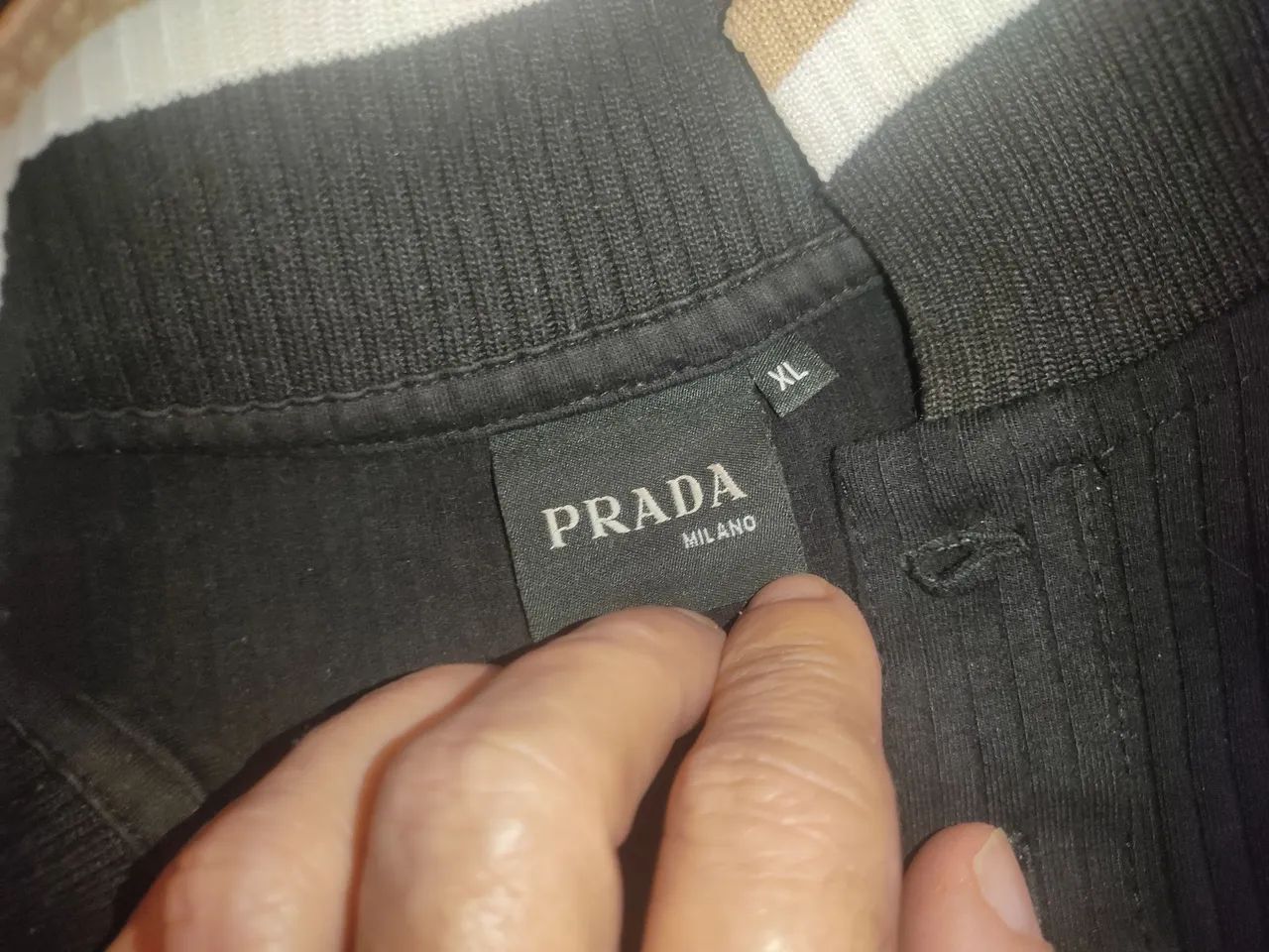 Camisa PRADA polo/pouco usada - Foto 3