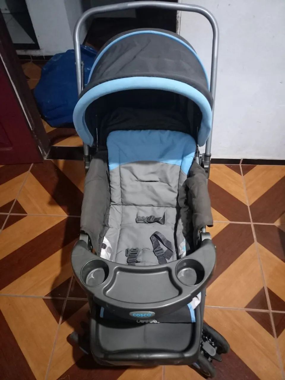 Carrinho de bebê masculino 