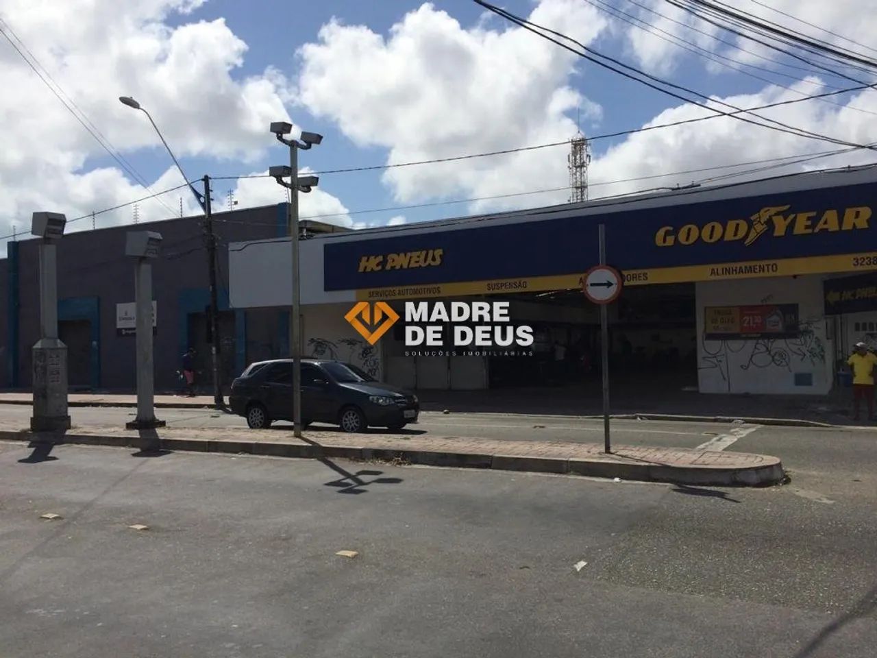 Loja Comercial ou Armazém Av. Imperador 1509 Benfica - Próximo ao centro. - Foto 2