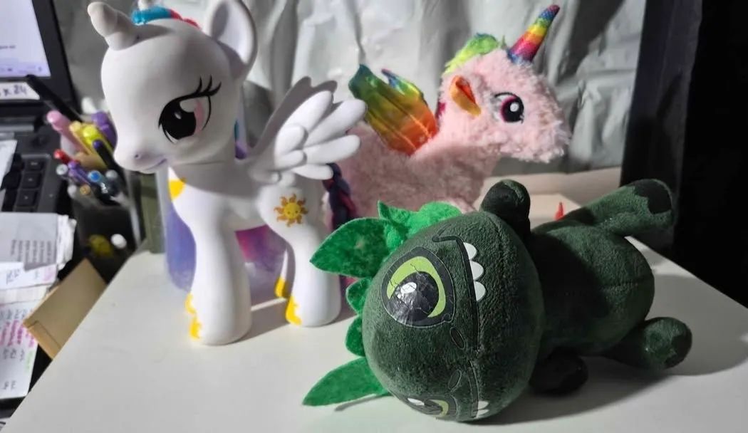 MLP e mais 2 pelúcias 