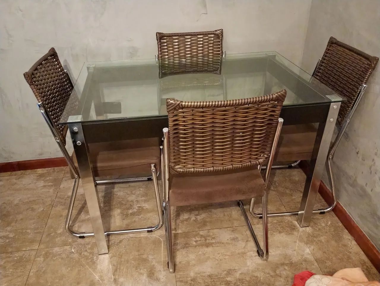 Mesa de Jantar com 4 Cadeiras - Foto 3