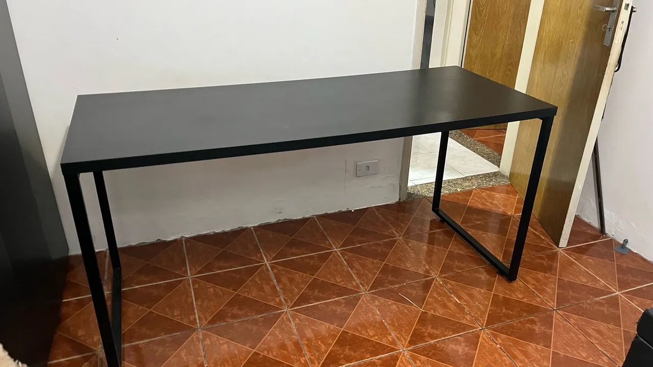 Mesa escrivaninha kuadra 150cm - Foto 2