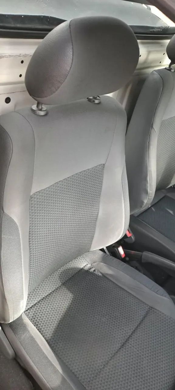Volkswagen Saveiro Robust 1.6 Total Flex 8V 2018 - Foto 4