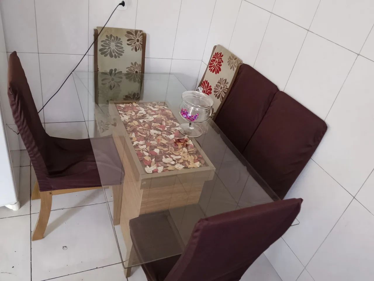 Mesa de tampo de vidro 