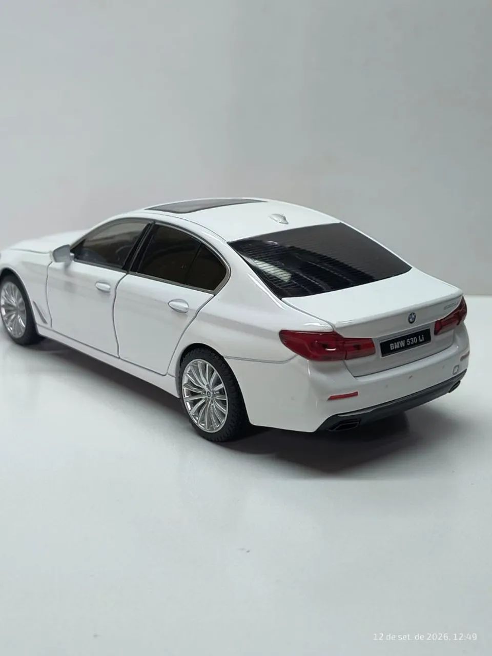 1/24 BMW530（カスタム品） BMW Modelo 530 Escala 1:24 - Hobbies e coleções - Centro, Londrina