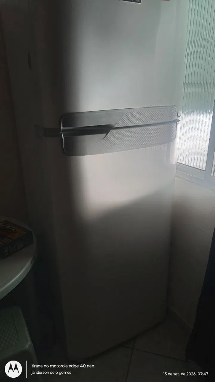 Vendo geladeira continental com defeito  - Foto 2