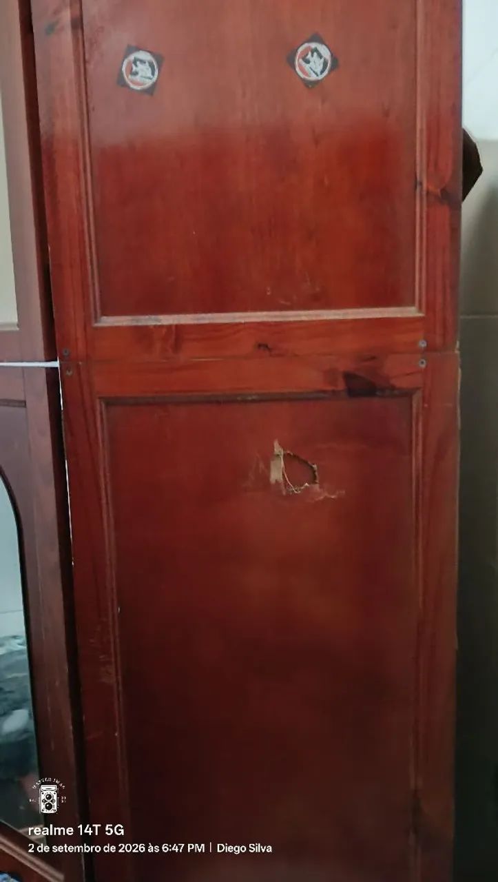 Guarda roupa 6 portas 4 gavetas com espelho , - Foto 2