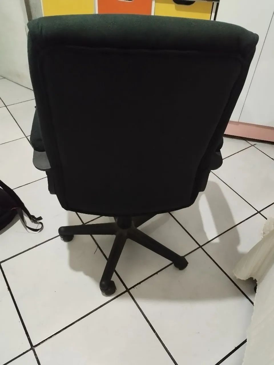 Cadeira de tecido muito confortável  - Foto 4