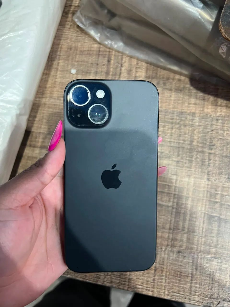 IPhone 15 preto 