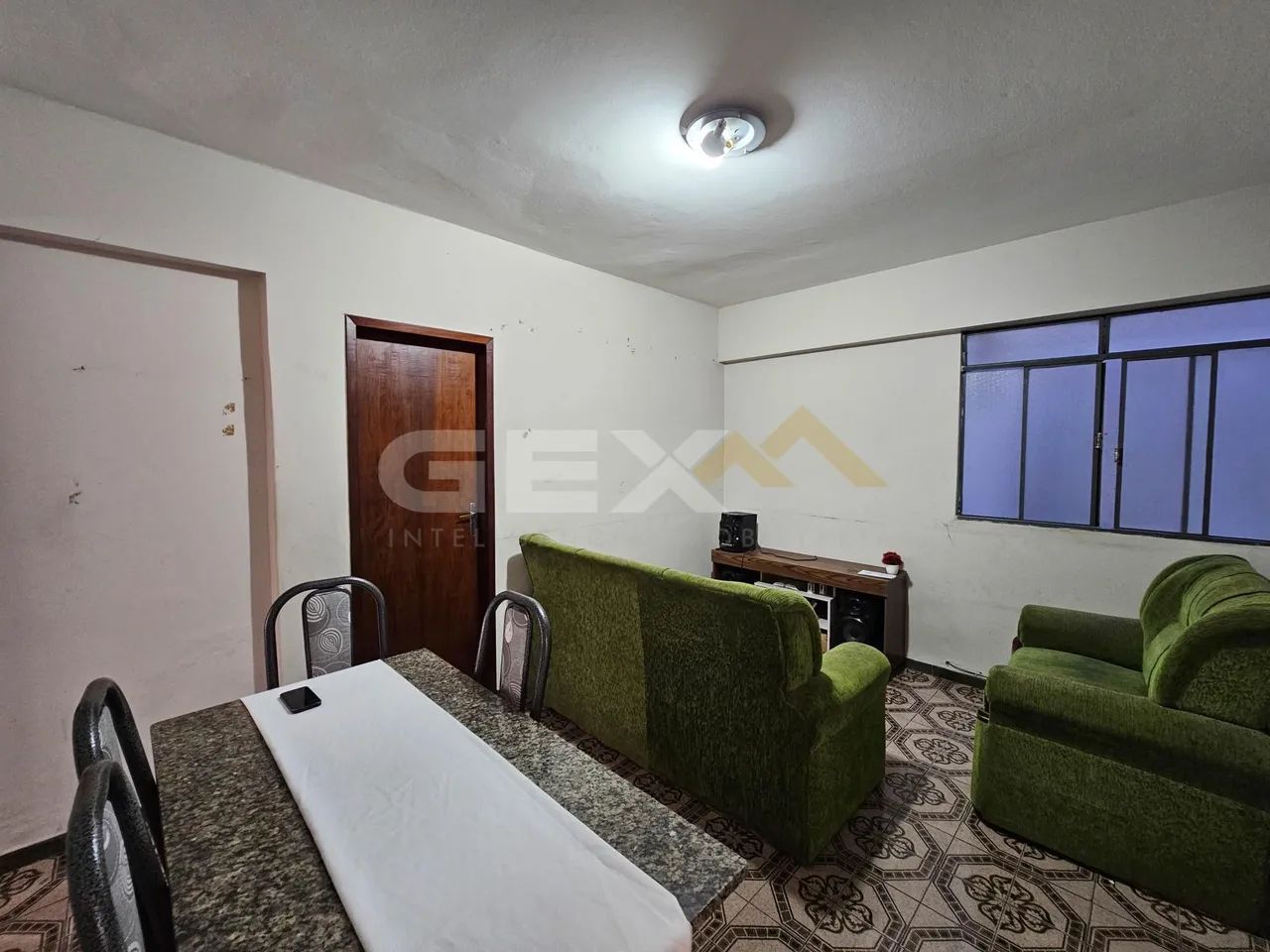 Apartamento à Venda com 03 Quartos no Centro de Divinópolis MG.