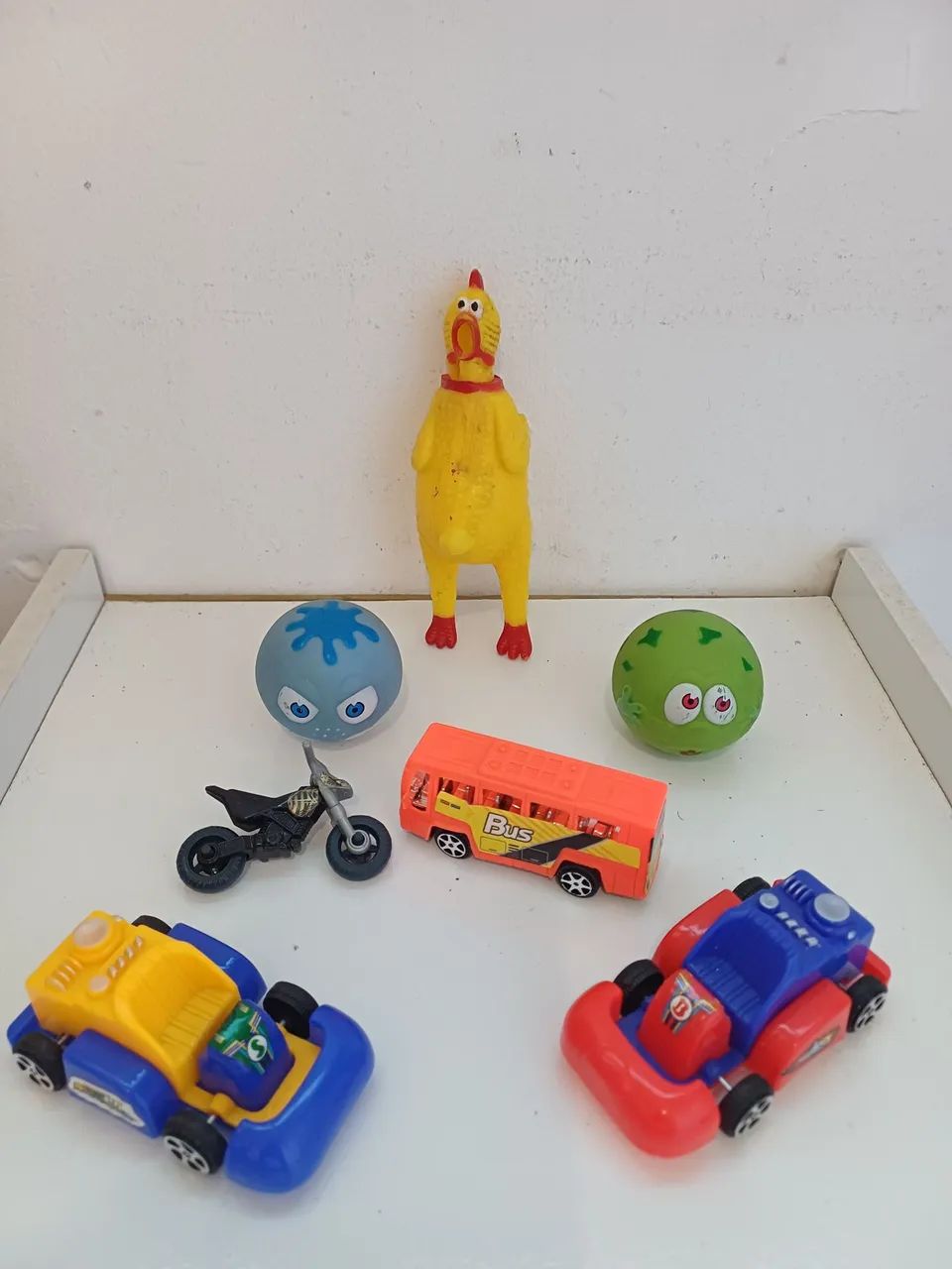 Lote de brinquedos 