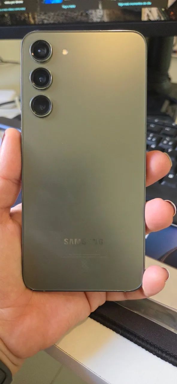 Samsung Galaxy S23 Plus - Foto 2