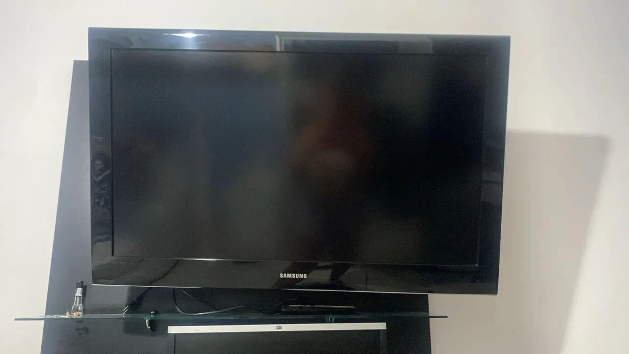 Samsung LCD TV 40 inches