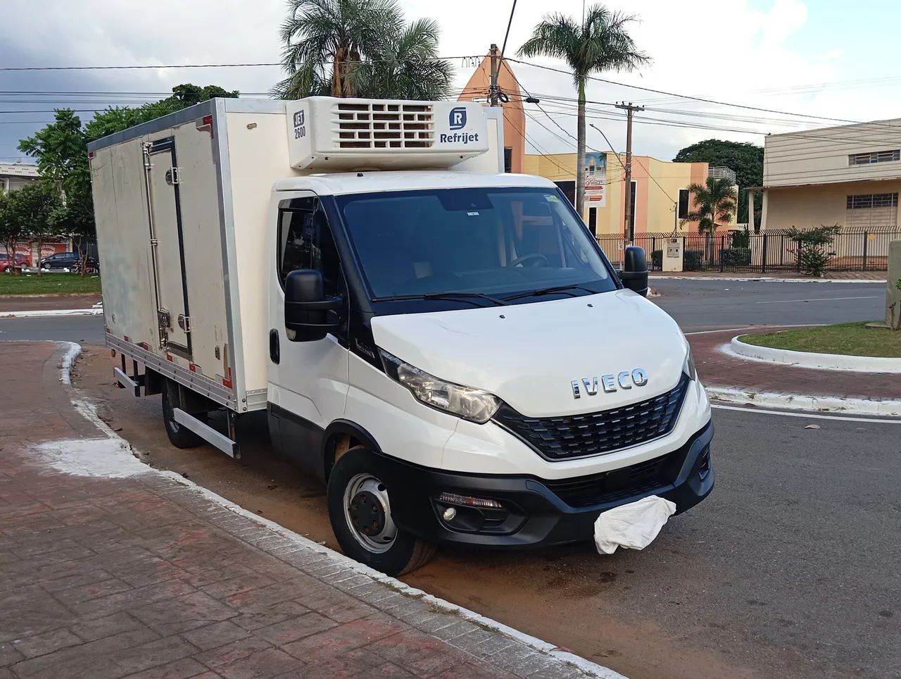 IVECO DAILY Baú Refrigerado 