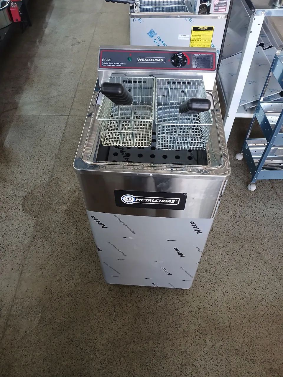 Fritadeira Elétrica Metalcubas GFAO 30 5000W  - Foto 3