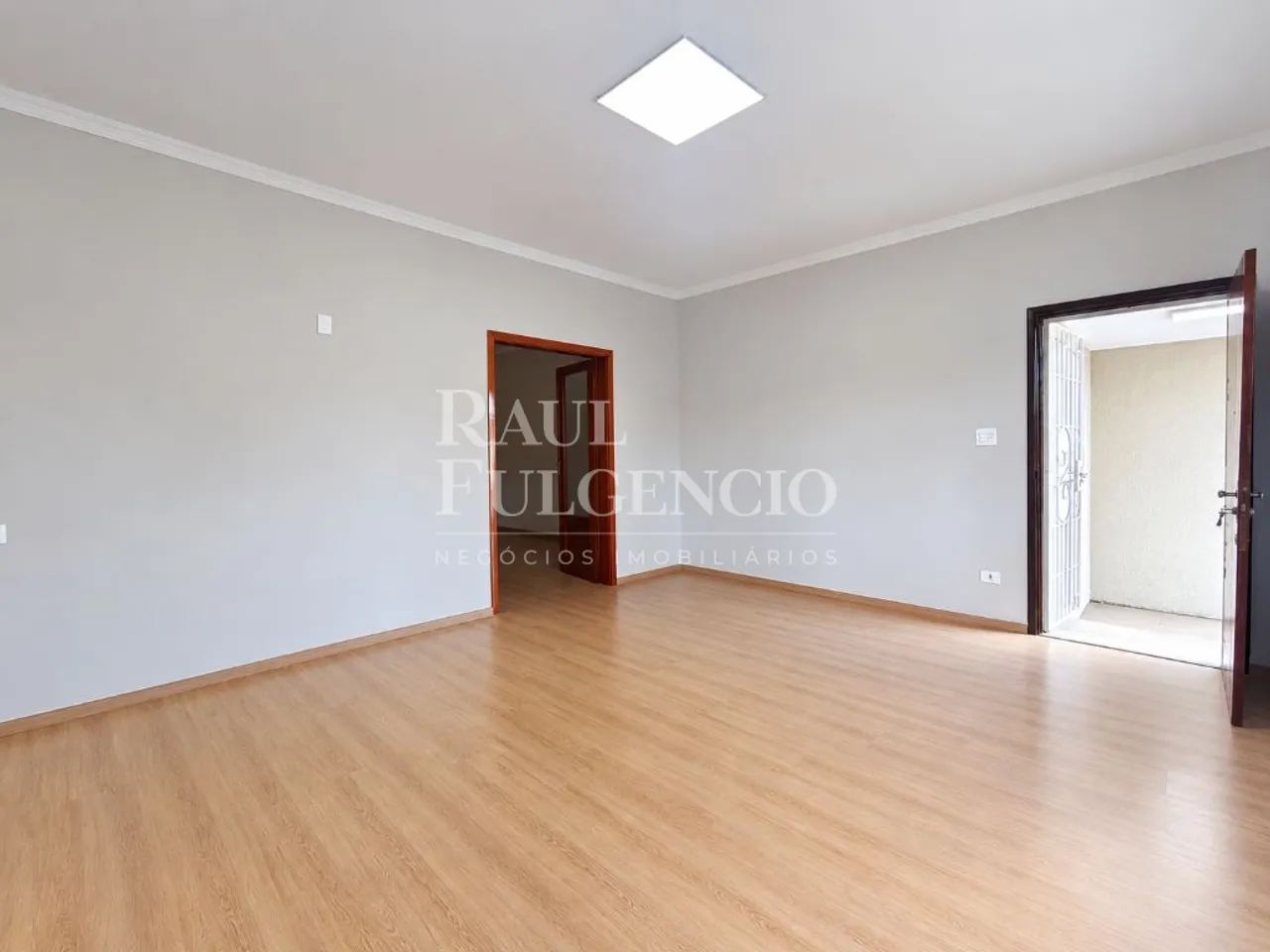 Casa Comercial para Alugar próximo a Av. Maringá - Foto 2
