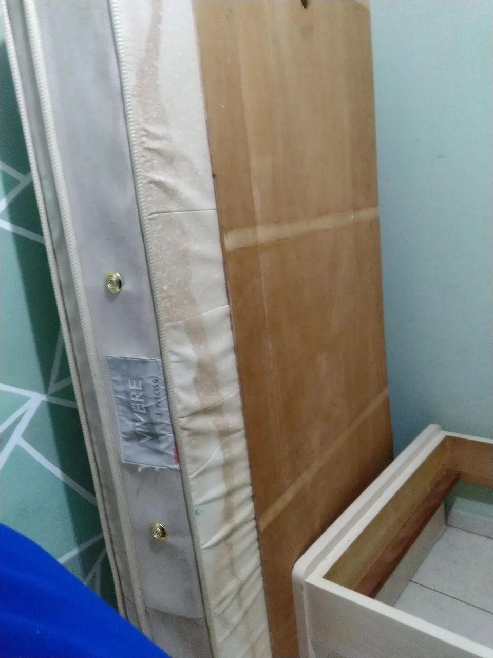 Cama resistente solteiro, e colchão de molas - Foto 2
