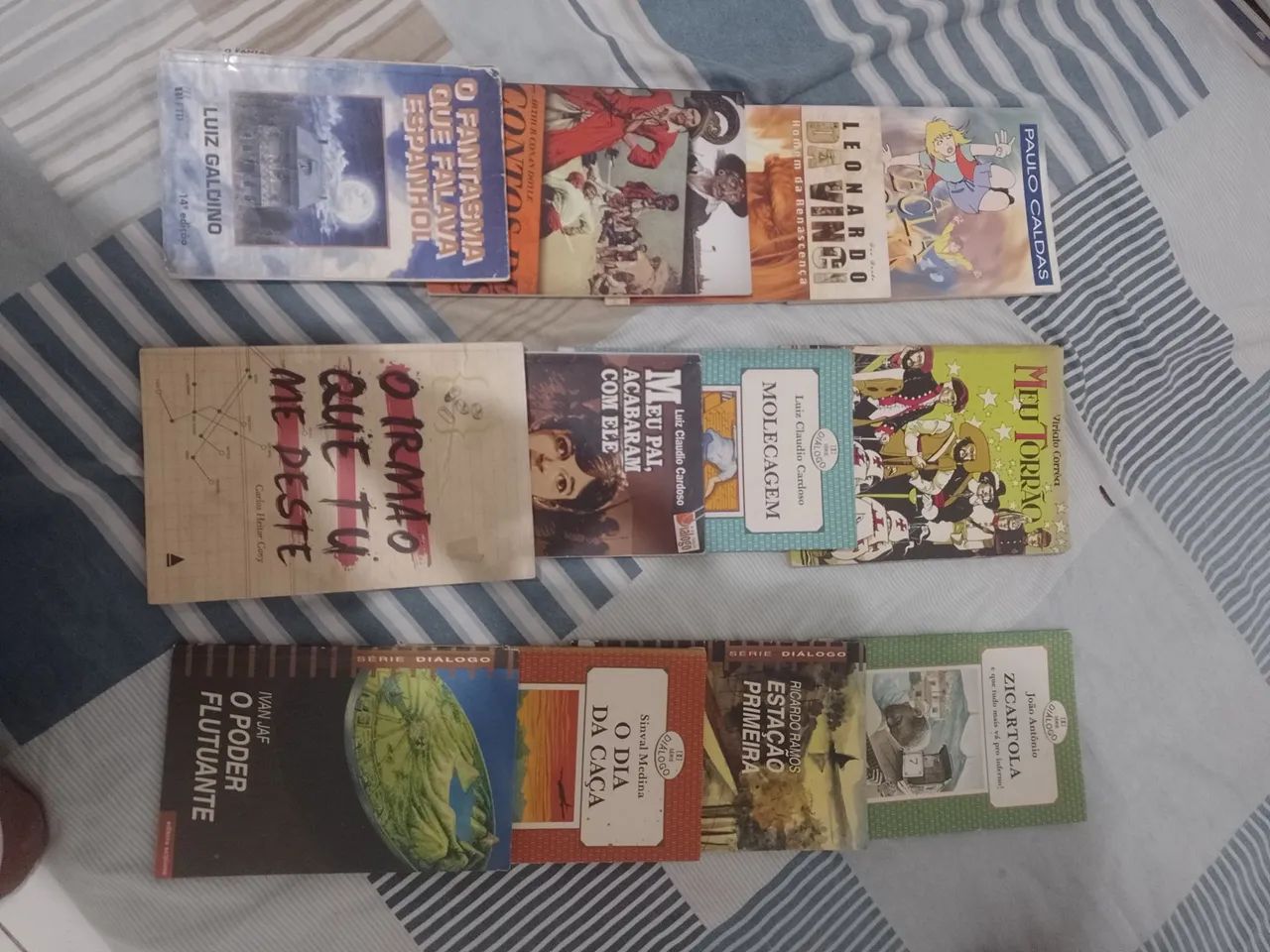 12 livros mistos 